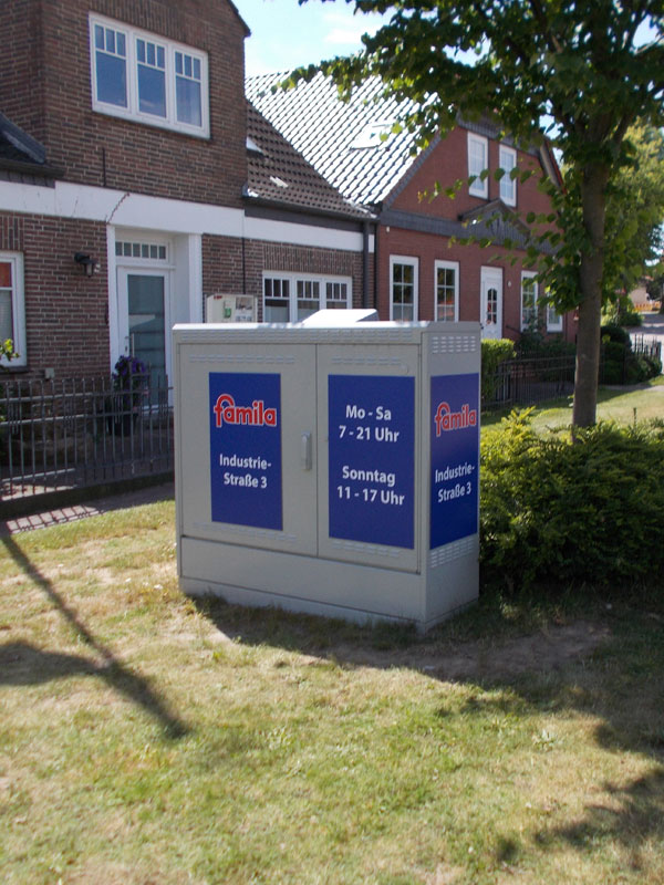 Ringsum beschrifteter Verteilerkasten Ringsum beschrifteter Verteilerkasten