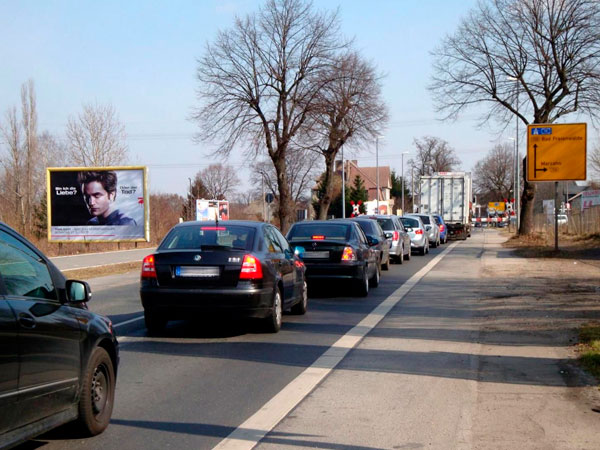 Effektive Plakatwerbung während eines Staus Effektive Plakatwerbung während eines Staus