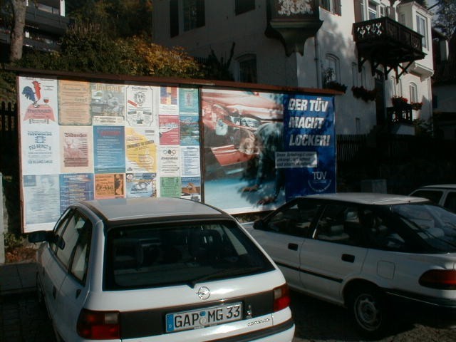 Mittenwalder Straße 1. gegenüber Hotel Mercure