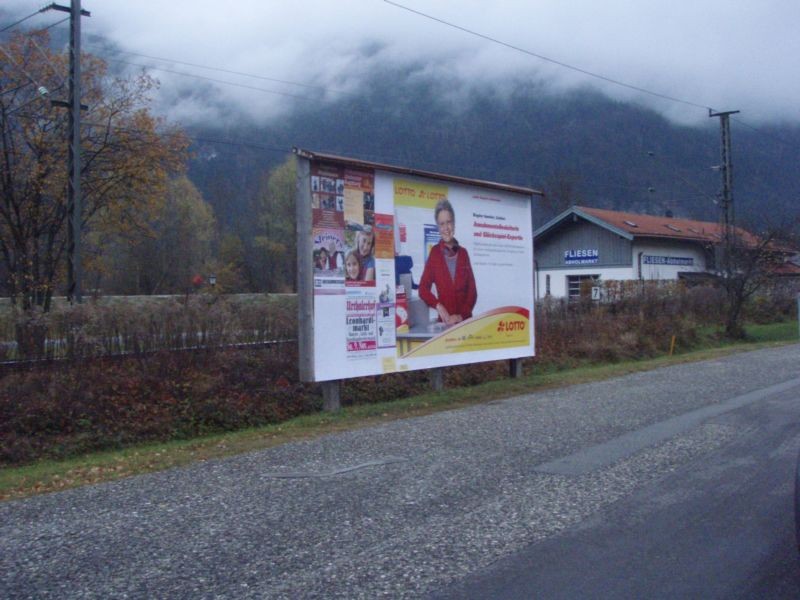 Werdenfelser Straße 4, nähe Bahnhof