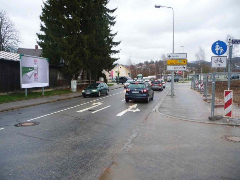 Otto-Denk-Straße gg. 3 nh. / Bahnhofstraße