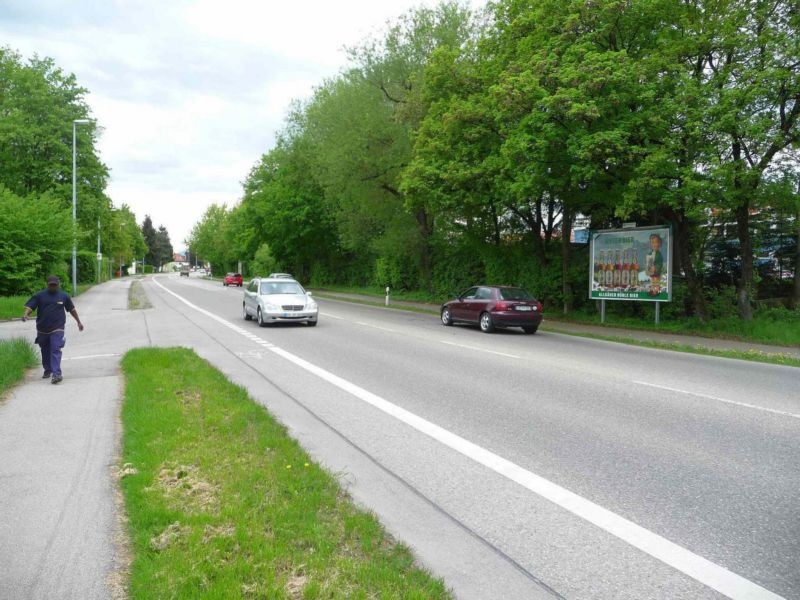 Memminger Straße nh. 8 gg. THW gg. Zufahrt Haus-Nr. 130