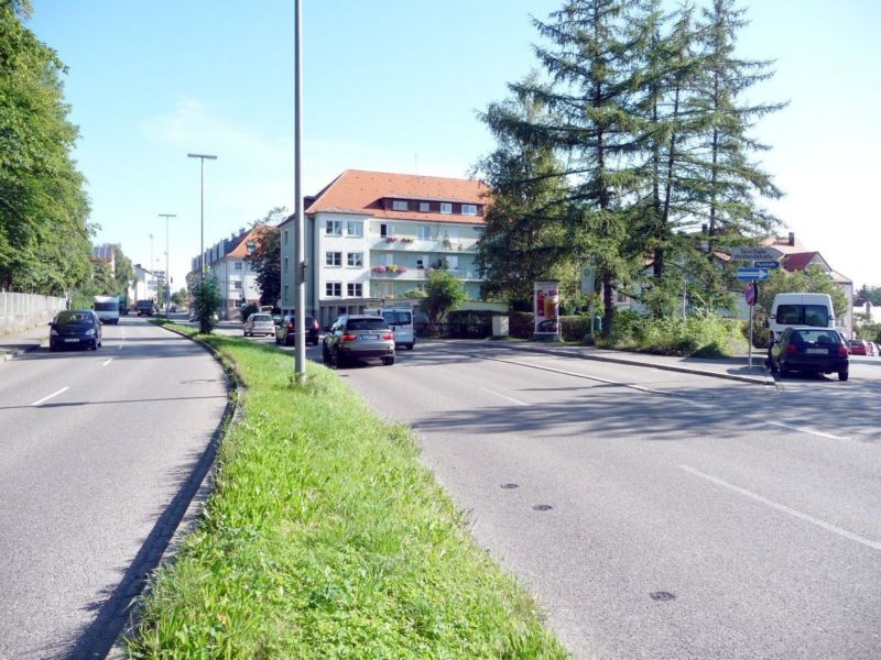 Adenauerring, B 12 / Poststraße