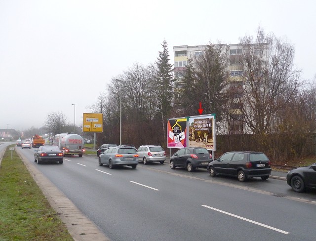 Am Kreuzstein, B 85 gg. / Schützenstraße ESSO Tankstelle