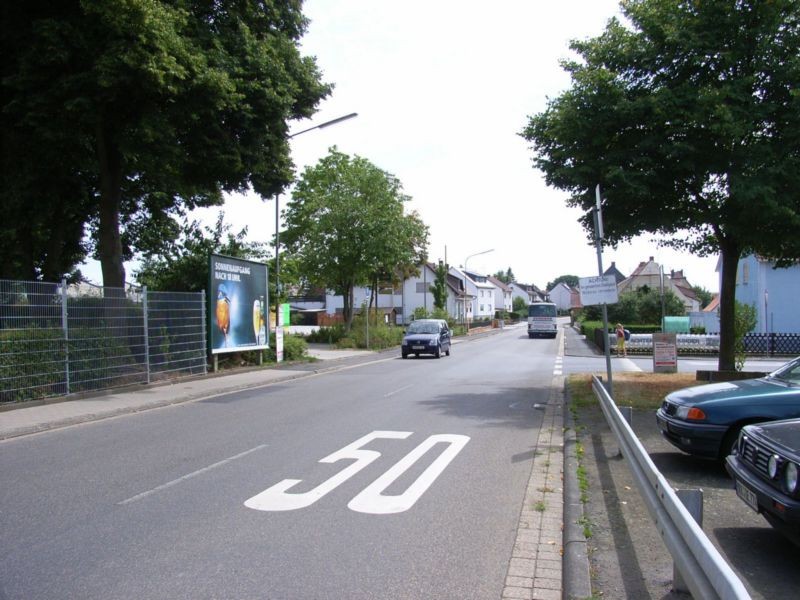Bönnstädter Straße gg. / Breslauer Straße, Mehrzweckhalle