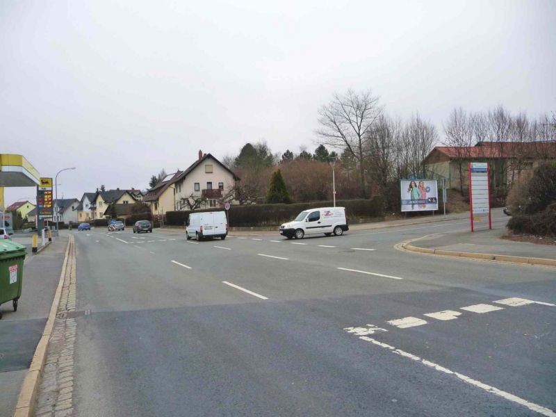 Rathausstraße / Oeslauer Straße gg. MÖBEL-HOFMANN