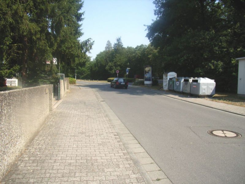 Schwarzbachstraße gg. Einfahrt Stadion