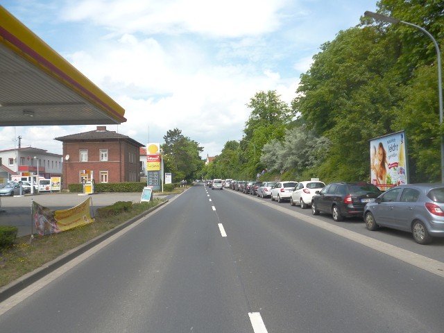 Wernfelder Straße, B 26 gg. Shell-Tankstelle