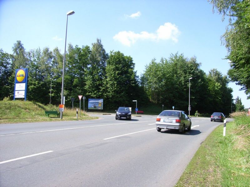 Sauerbruchstr. nh. / Nürnberger Str., B 2 nh. Lidl