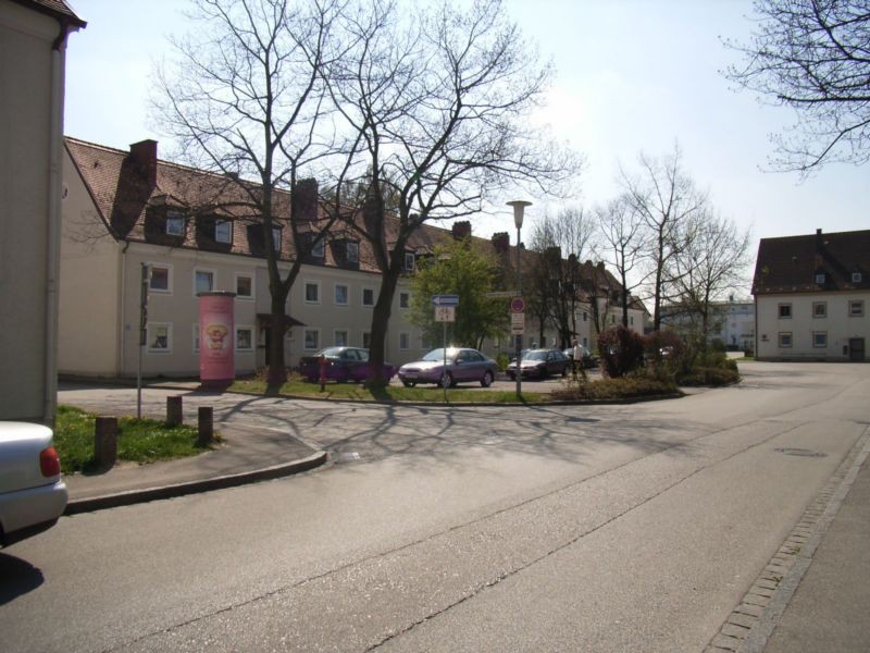 Justus-von-Liebig-Straße gg. 10 / Anorganaplatz