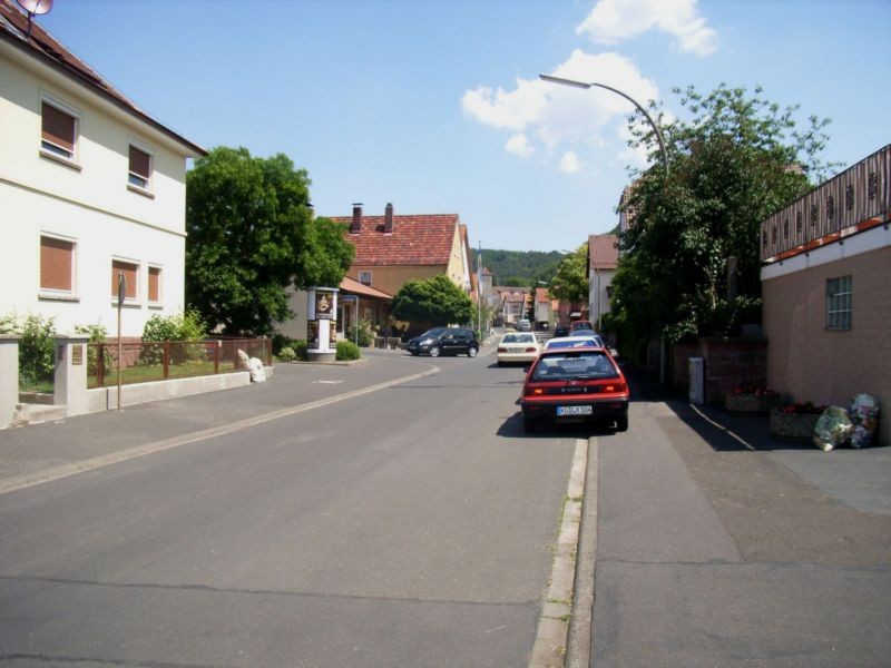 Winkelser Straße / Lilienstraße