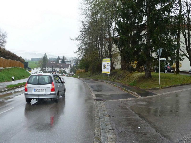 Sulzberger Straße nh. Einfahrt Hs-Nr. 26/30