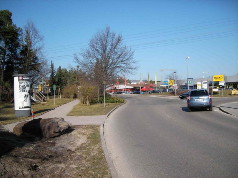 Ostring gg. / Fuggerstraße (Spielplatz)