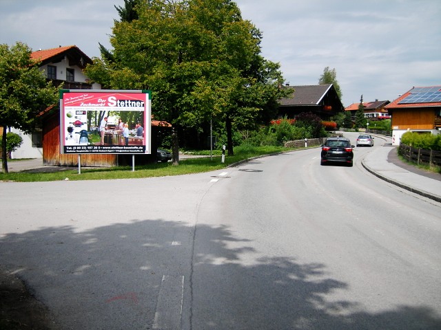 Alte Holzgasse / Einf. Tegernseer Str.