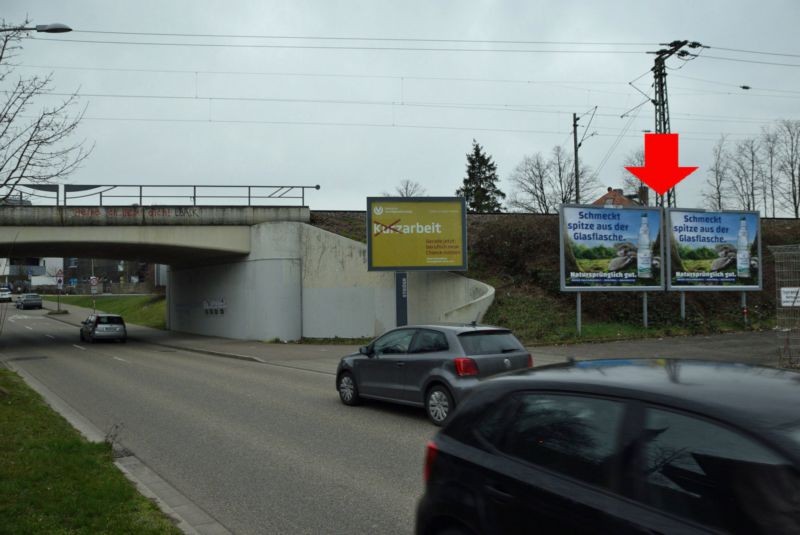 Wiesentalstr. 10/Schönauerstr/vor Bahn-Ufg (quer)