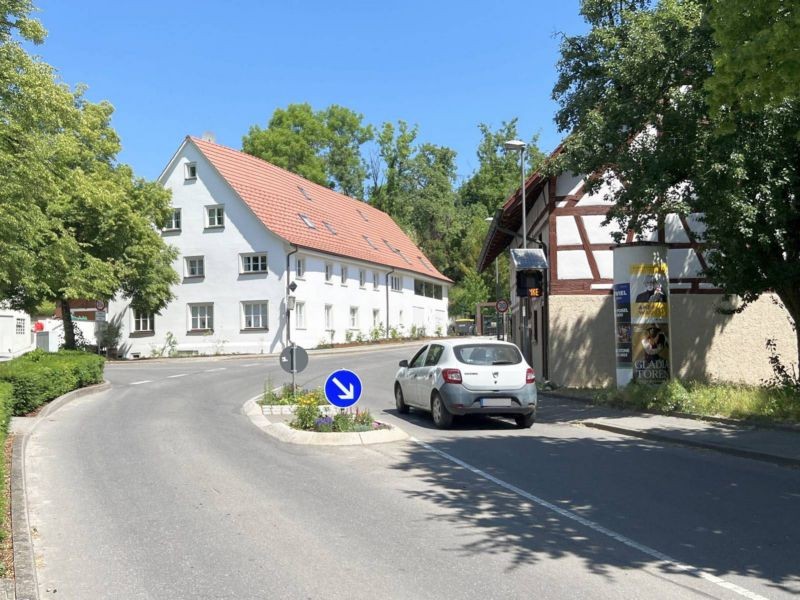 Sankt-Gallusstr/Liggeringerstr/geg. Rathaus  (Möggingen)