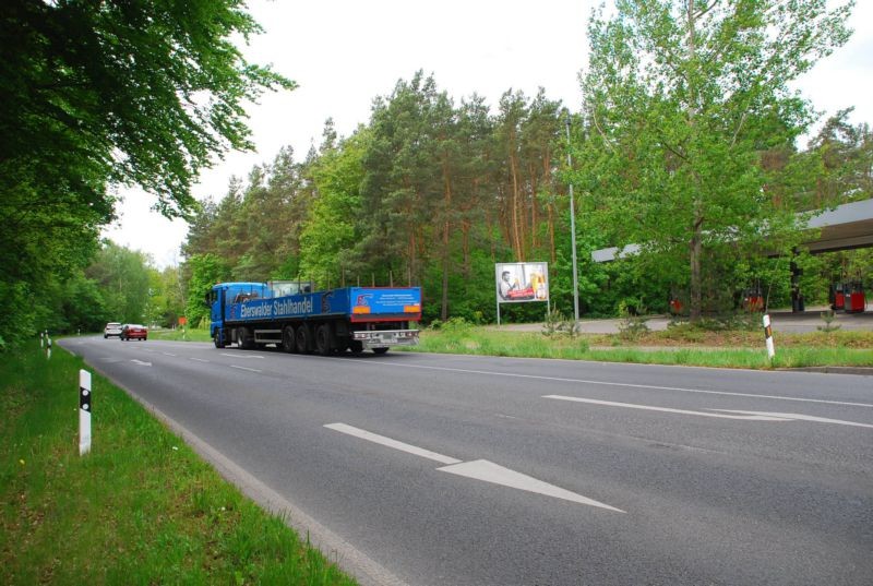 Angermünder Str. 66 /Kaufland/bei Tkst (quer zur Str)