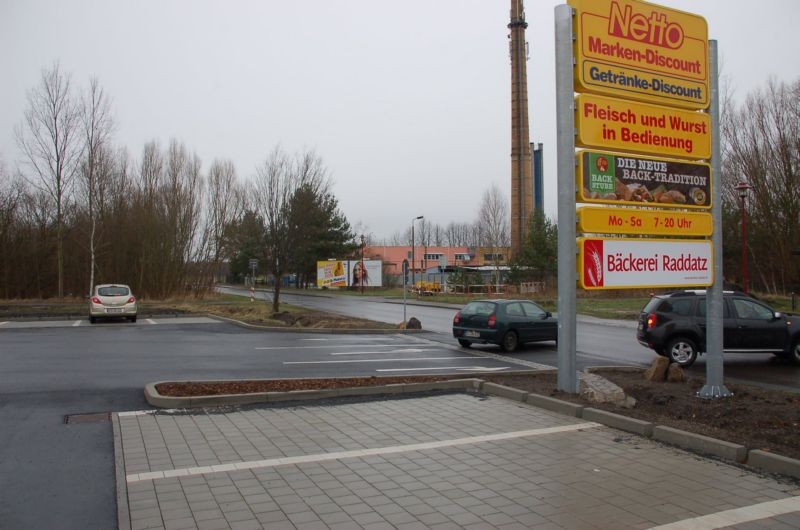 Gerhart-Hauptmann-Str/Bahnhofstr. 19/geg. Netto (quer)