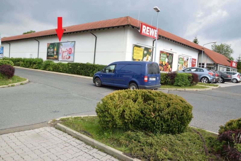 Klingenthaler Str. 107 /Rewe/nh. Eingang