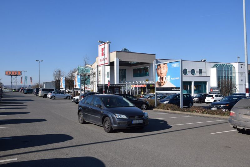 Weißenfelser Str. 70 /Kaufland/rts vom Eing/Sicht Str (rts)