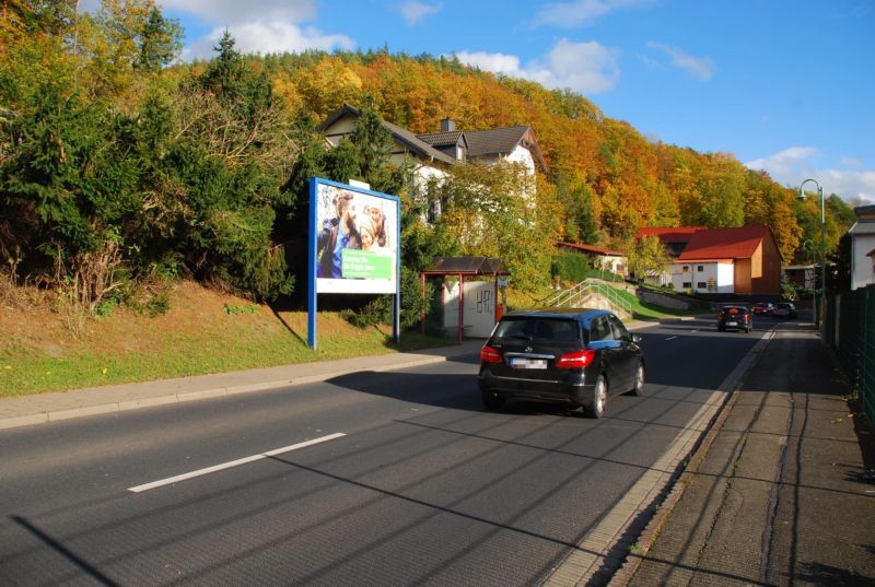 Königseer Str/B 88/nh. Bus-Hst  (Watzdorf)