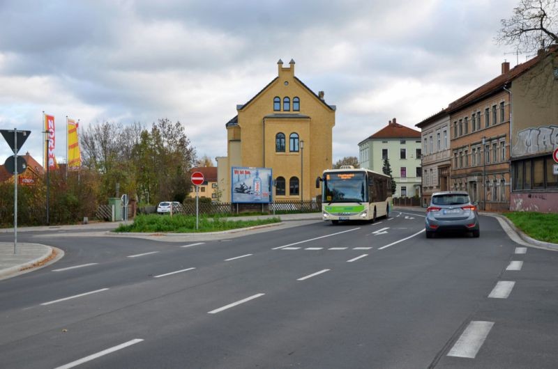 Neustädter Str/Jüdeweiner Str/nh. Norma (quer zur Str)