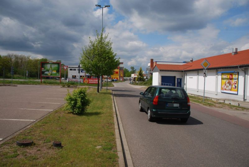 Südstadtring 90 /Kaufland (bei IMO Wash)