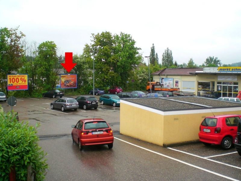 Konrad-Adenauer-Str. 16/geg. Eingang (rts)