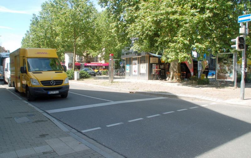 Lutherplatz/Sicht Paradiesstr (Höhe Kiosk)