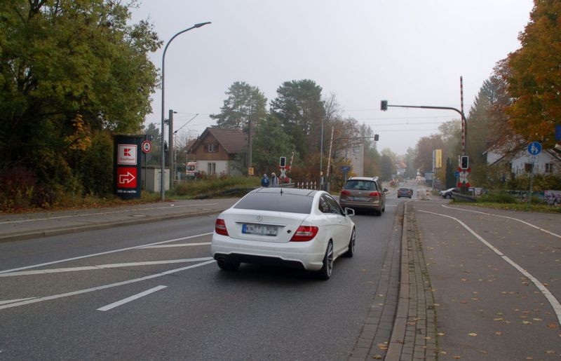 Schaffhauser Str/B 34/Plappertweg/beim Bahnübergang