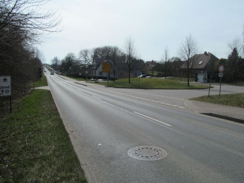 L 13/Hst Hohenfelde Mitte/WH/Autobahnzubr.  (Hohenfelde)