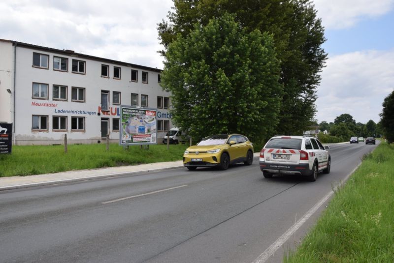 Triptiser Str. 16/schräg geg. Südstr