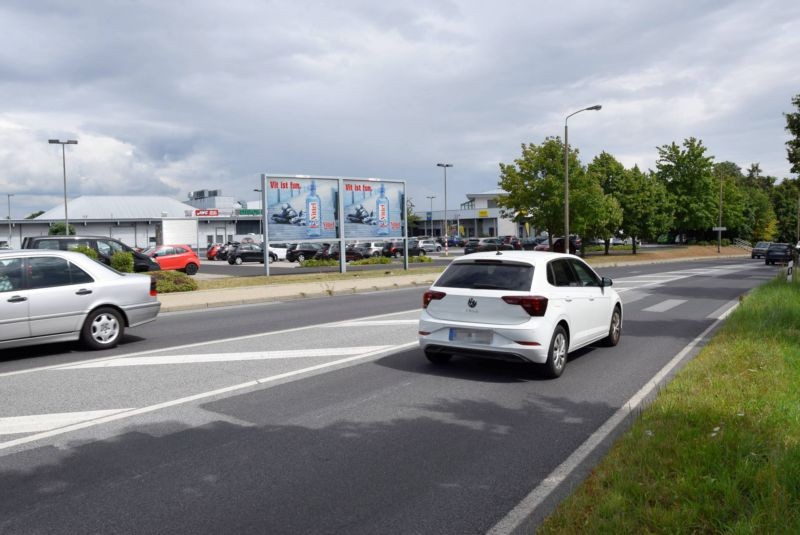 Willy-Muhle-Str. 25 /Kaufland/geg. Eingang (Sicht Hohe Str)