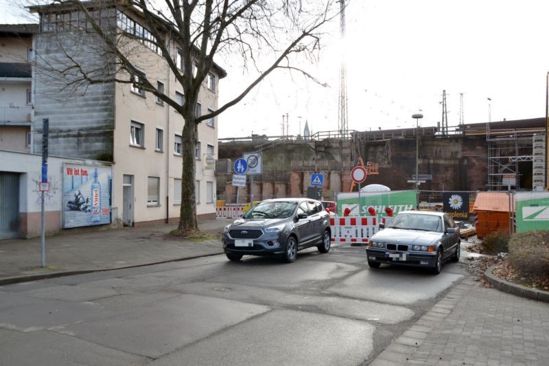Karcherstr. 25