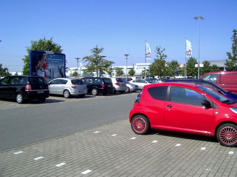 Hansestr /Kaufland im Hanse-C./P-Box 12/Sicht Toom -lks