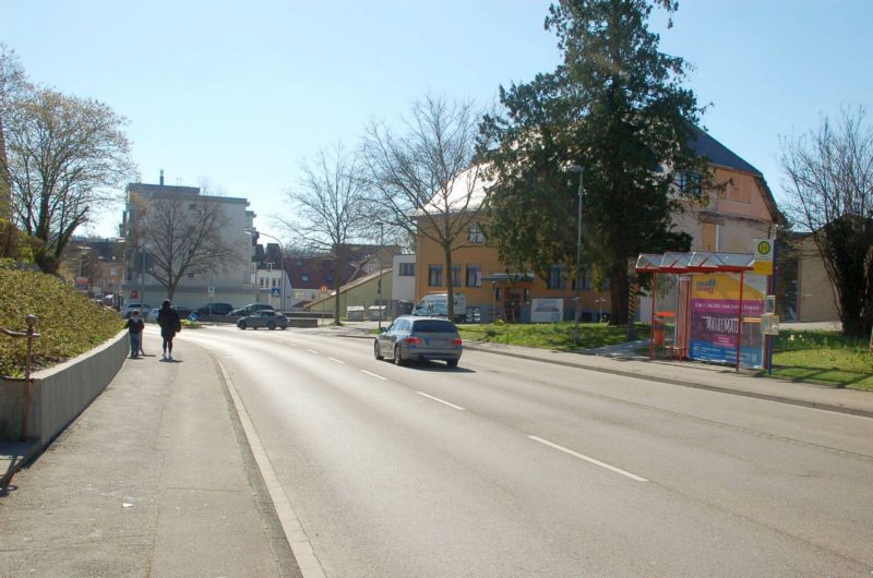 Tuttlinger Str/geg. Adenauer Str/Hauptschule/lks  (WH)