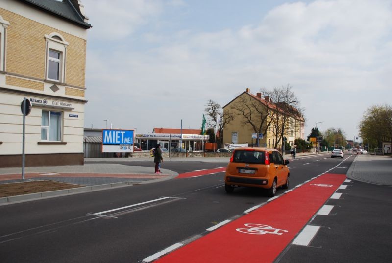 Gröbziger Str/Mauerstr/Zufahrt E-center