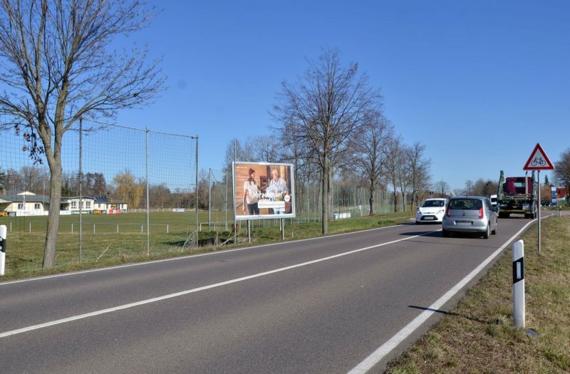 Leipziger Str/B 181/Sportplatz/einwärts/quer  (Zöschen)