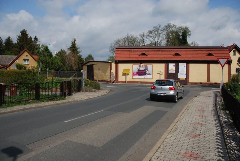 Bahnhofstr. 9/nh. Fabrikstr  (Wählitz)