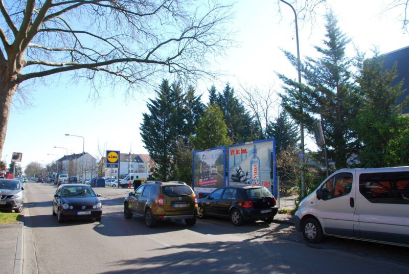 Lärchenstr. 99/Elektronstr/neb. Lidl/Einf (parallel zur Str)