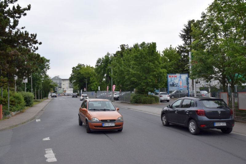 Röntgenstr. 2a /Profi-Getränke/lks von Einfahrt