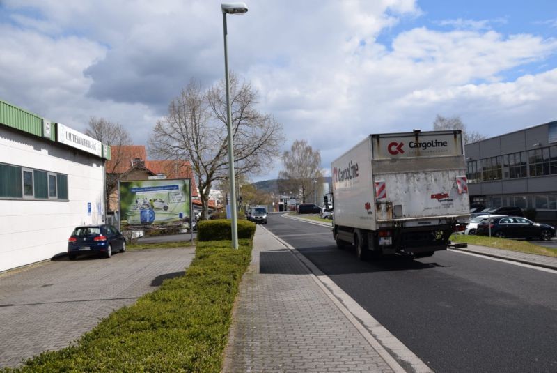 Altenhaßlauer Weg 1 /Getränke Haas/nh. Eing/WE lks (Hailer)