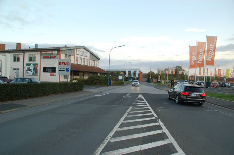 Saalestr. 3/Schweinfurter Str/geg. Einfahrt Tegut