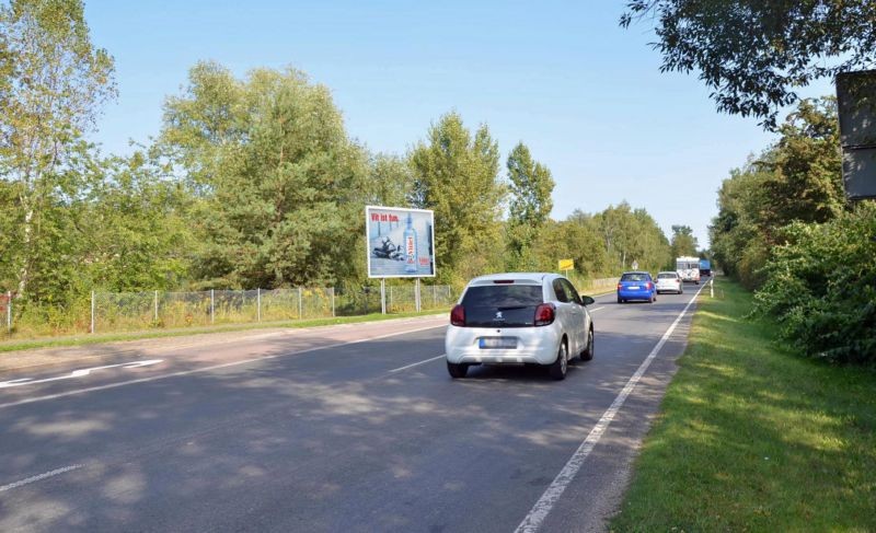 Bornaer Str/B 176/rts neb. Hts/Ortseinfahrt  (Lobstädt)