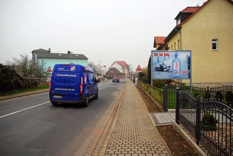 Am Bahnhof 21/WE rts  (Klein Oschersleben)