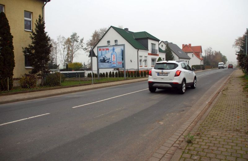 Am Bahnhof 21/WE lks  (Klein Oschersleben)