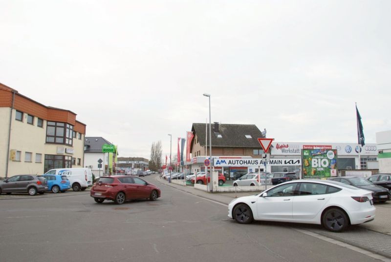 Anton-Flettner-Str. 10/Sicht Reifen Bangsow (quer)