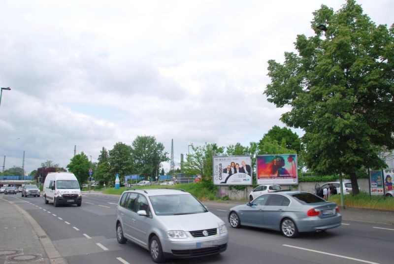 Dieselstr. 4 /Logo-Getränke/lks vom Eing/quer z. Kasselerstr