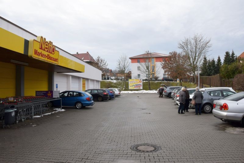 Meißner Str. 15a /Netto (geg. Eingang)