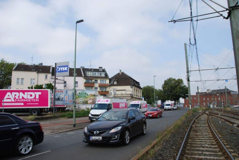 Forststr. 30/geg. Zufahrt Rewe+Trinkgut -Eschenstr